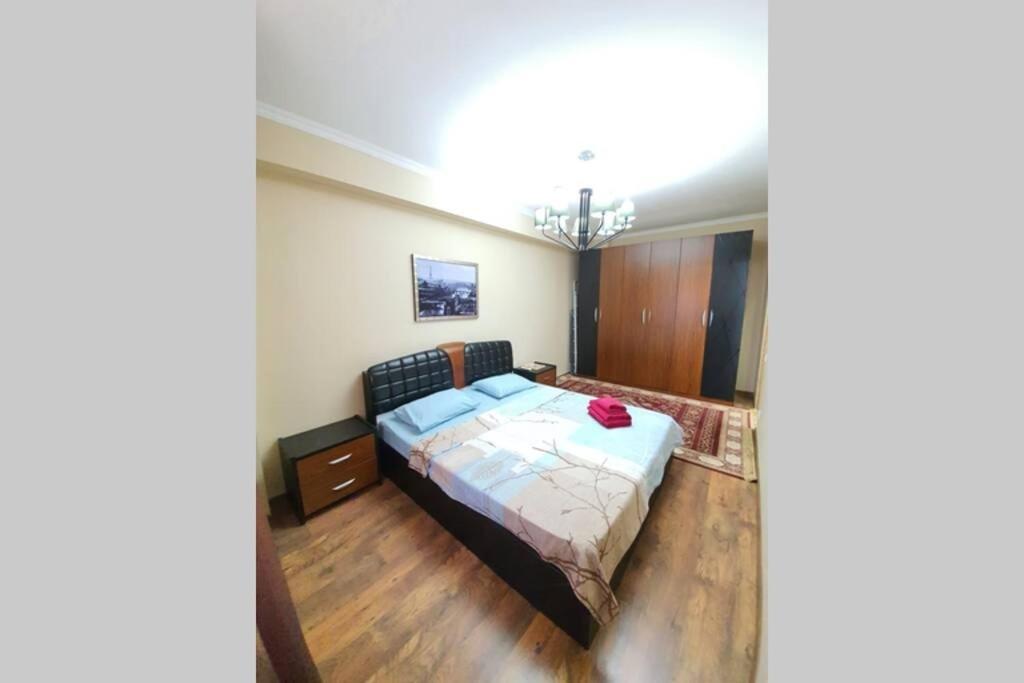 Актау: Apartment Kaspiy Towers 4