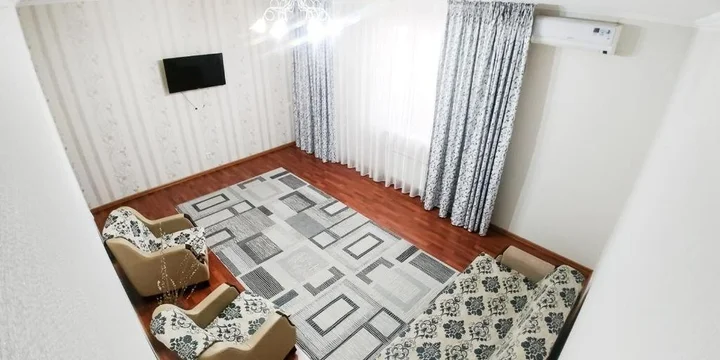 Актау: Apartment on 15 mikrorayon 56