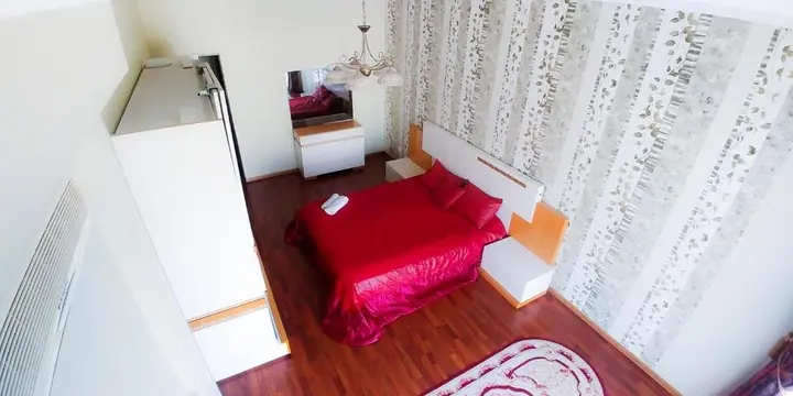 Актау: Apartment on 15 mikrorayon 56