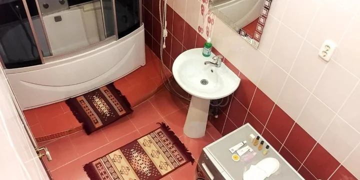 Актау: Apartment on 15 mikrorayon 56