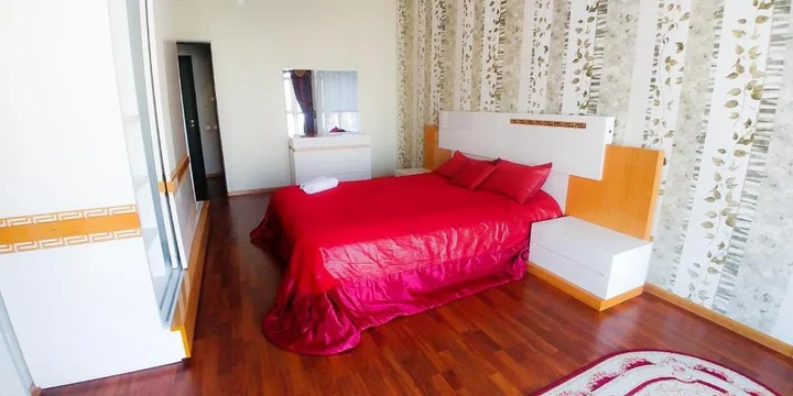 Актау: Apartment on 15 mikrorayon 56