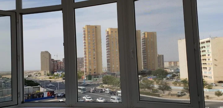 Актау: Apartment on 15 mikrorayon 56
