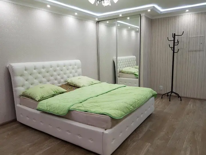 Караганда: Apartment on Abdirova 9