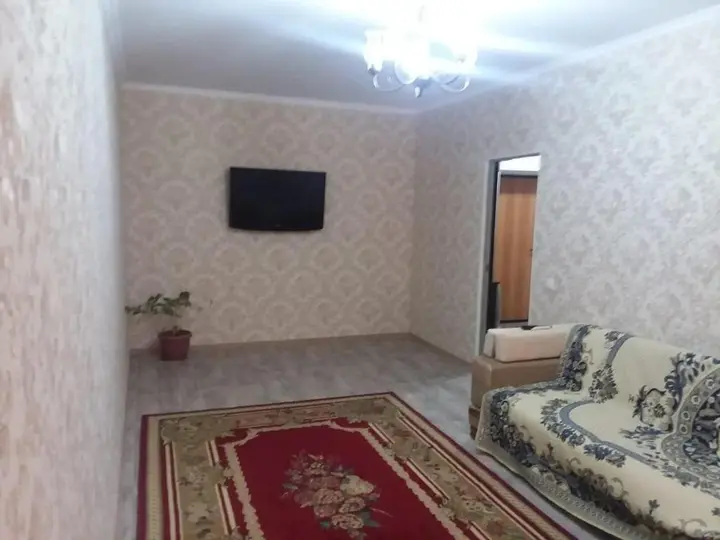 Актау: Apartment in 3-iy Mikrorayon 15