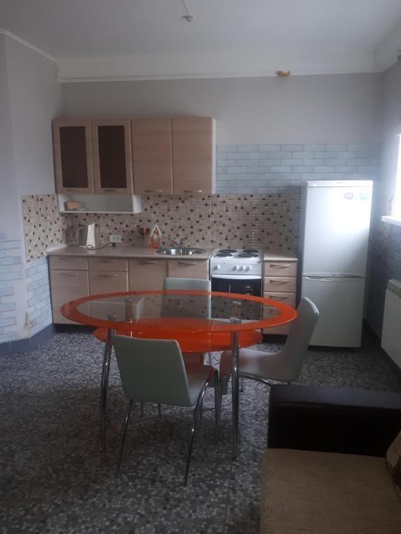 Актау: Apartment on Mikroraion 3