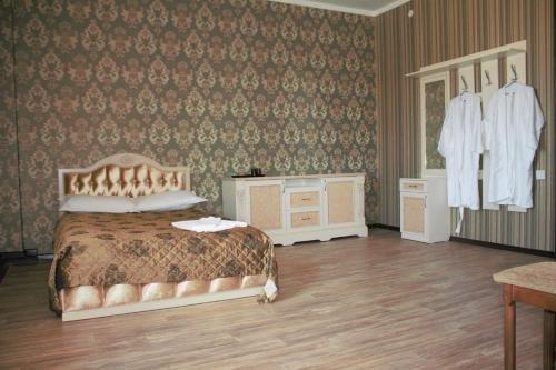 Алматы: Hotel Laguna