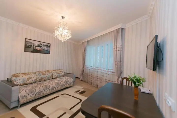 Астана: Cozy apartment on Sarayshyq street 5E