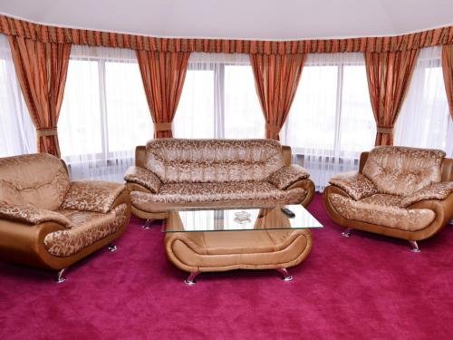 Шымкент: Altyn-Kazyna Hotel