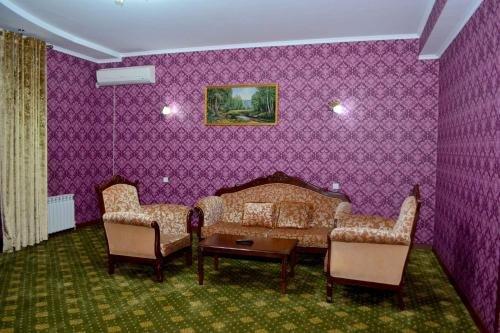 Шымкент: Altyn-Kazyna Hotel