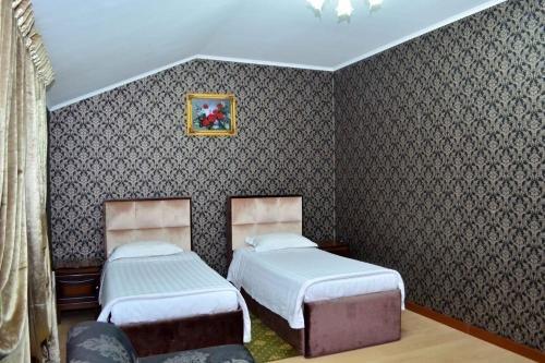 Шымкент: Altyn-Kazyna Hotel