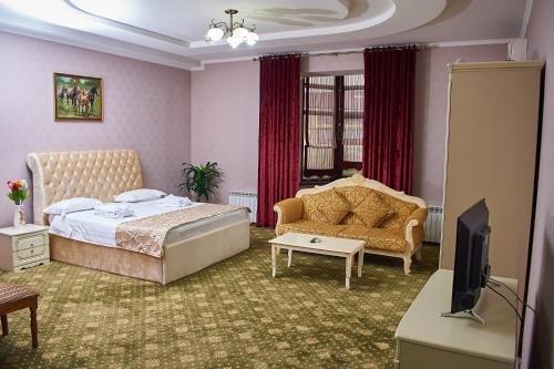 Шымкент: Altyn-Kazyna Hotel