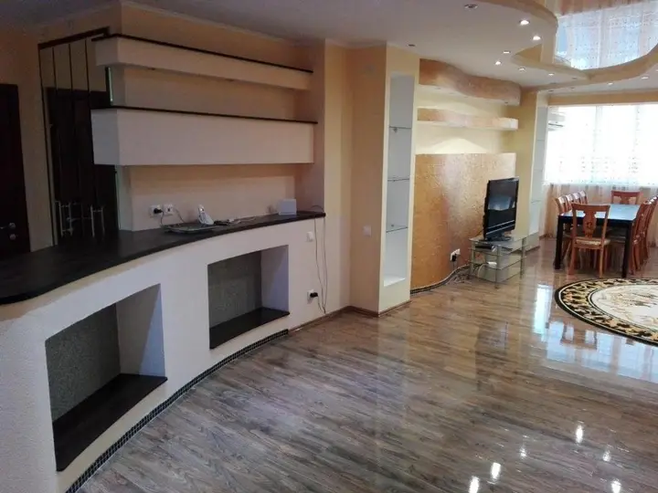 Apartment in ZHK Ovatsia — фото 1
