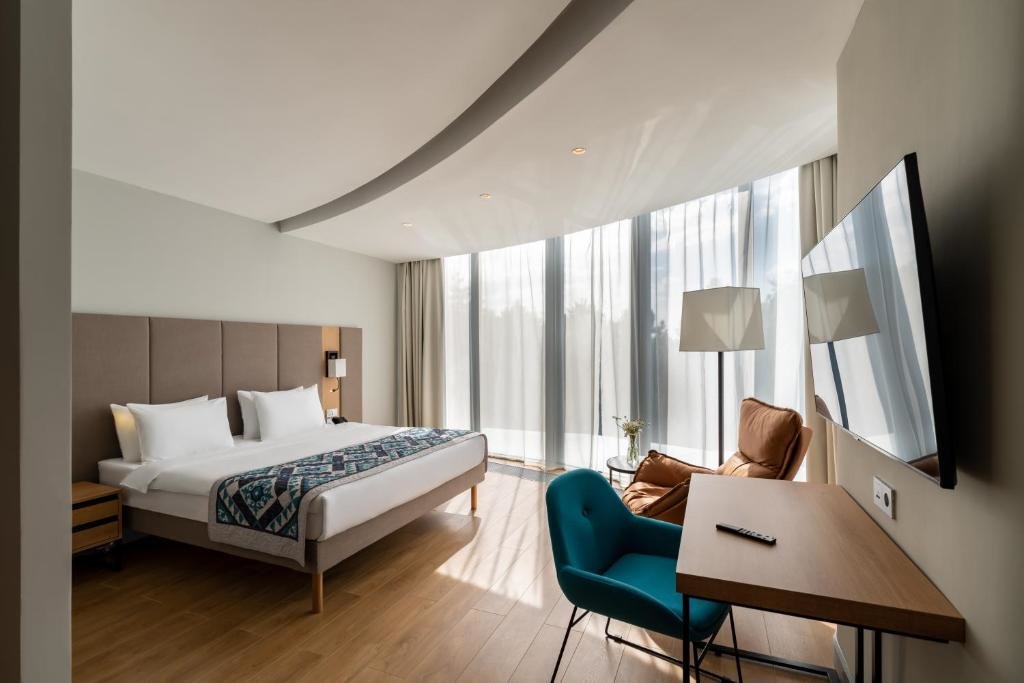 Алматы: Sadu Hotel