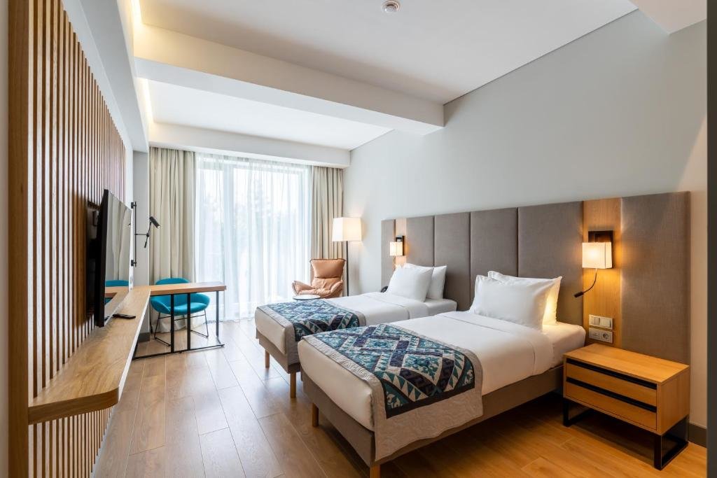 Алматы: Sadu Hotel
