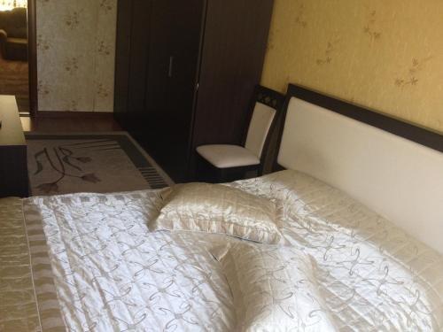 Актобе: Apartments on Abulkhair Khan Avenue
