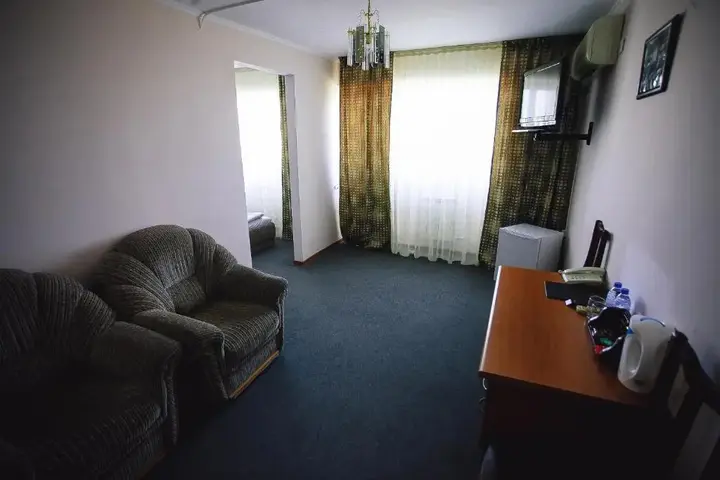 Актау: Aktau Hotel