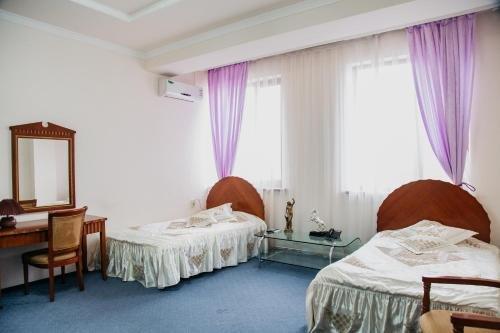Шымкент: Darkol Hotel