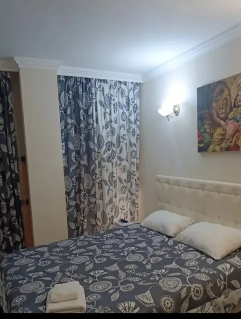 Астана: Hotel Baiterek