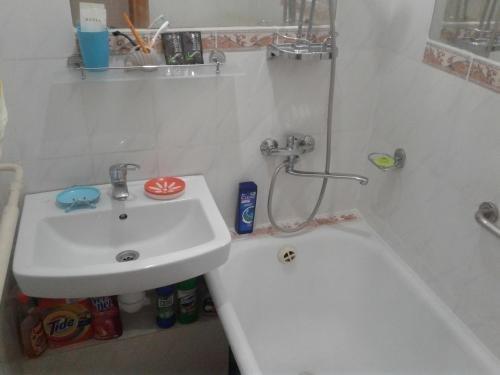 Алматы: Flat 2 bedrooms 1 bathroom - Almaty