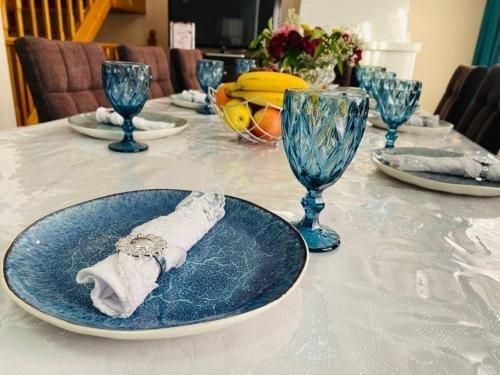 Алматы: Holiday Home 4 Bedrooms 2 Bathrooms - Almaty