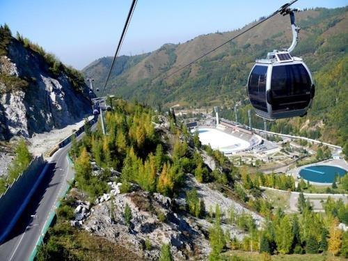 Алматы: Holiday Home 4 Bedrooms 2 Bathrooms - Almaty