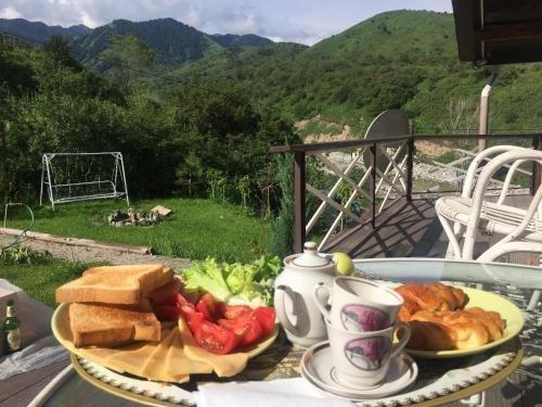 Алматы: Dobri Dom Almaty