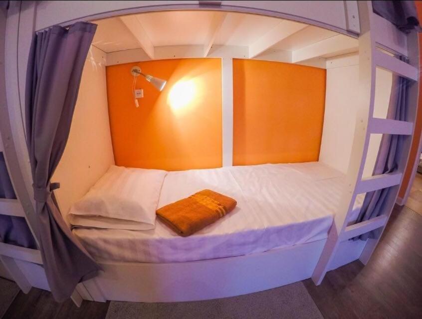 Астана: HOSTEL 1plus1