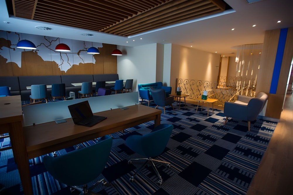 Актау: Holiday Inn Aktau - Seaside