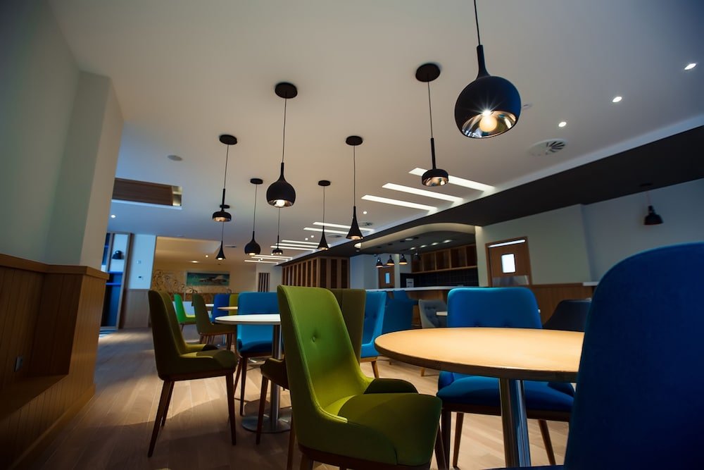 Актау: Holiday Inn Aktau - Seaside
