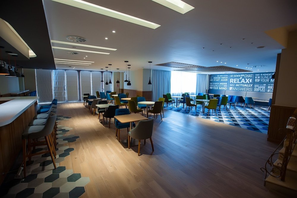 Актау: Holiday Inn Aktau - Seaside
