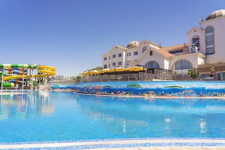 Актау: Holiday Inn Aktau - Seaside