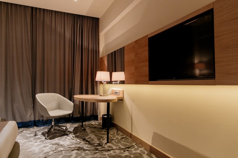 Актау: Holiday Inn Aktau - Seaside
