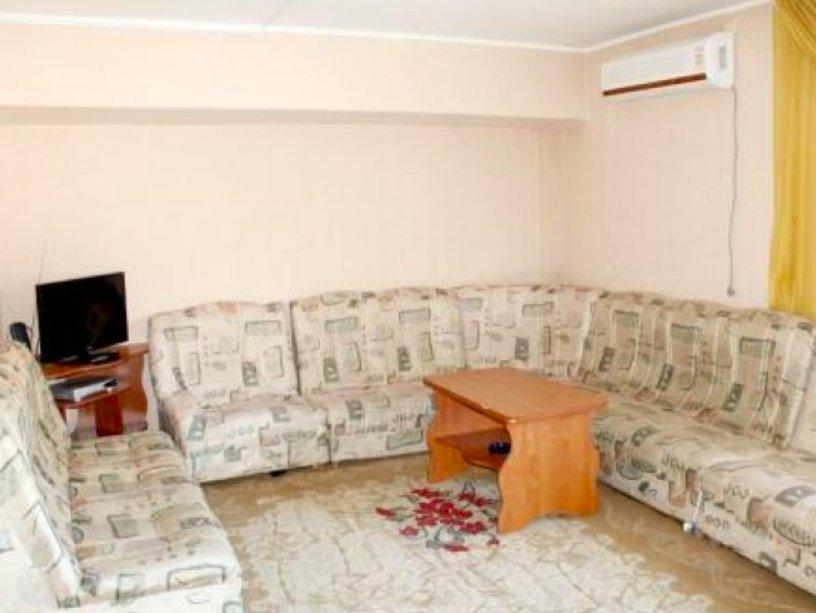 Тараз: Phoenix Hotel