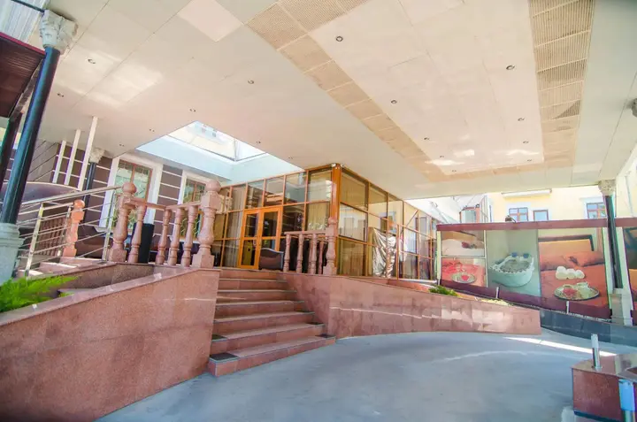 Алматы: Parasat Hotel & Residence