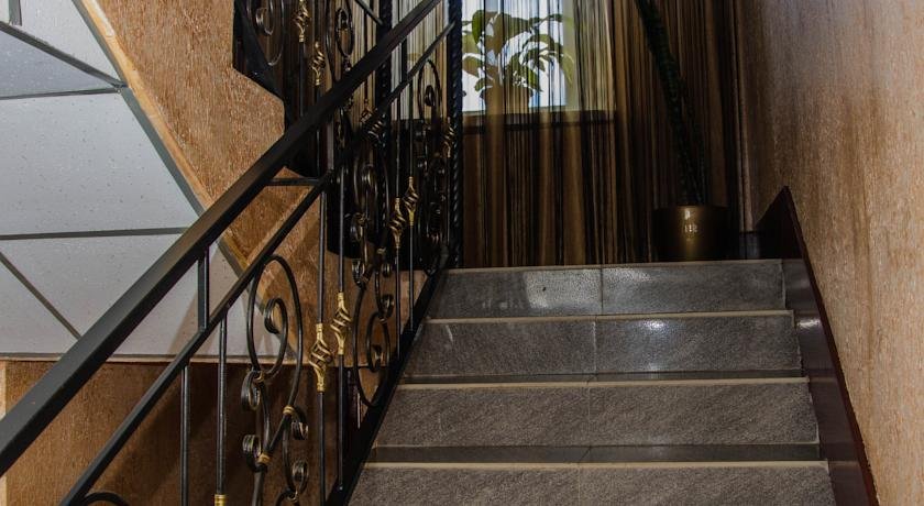 Усть-Каменогорск: City Hotel