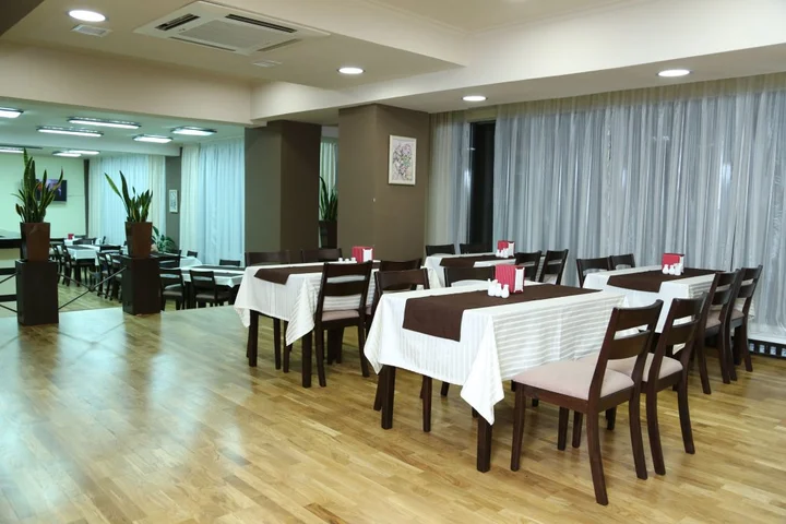 Алматы: Sun City Hotel