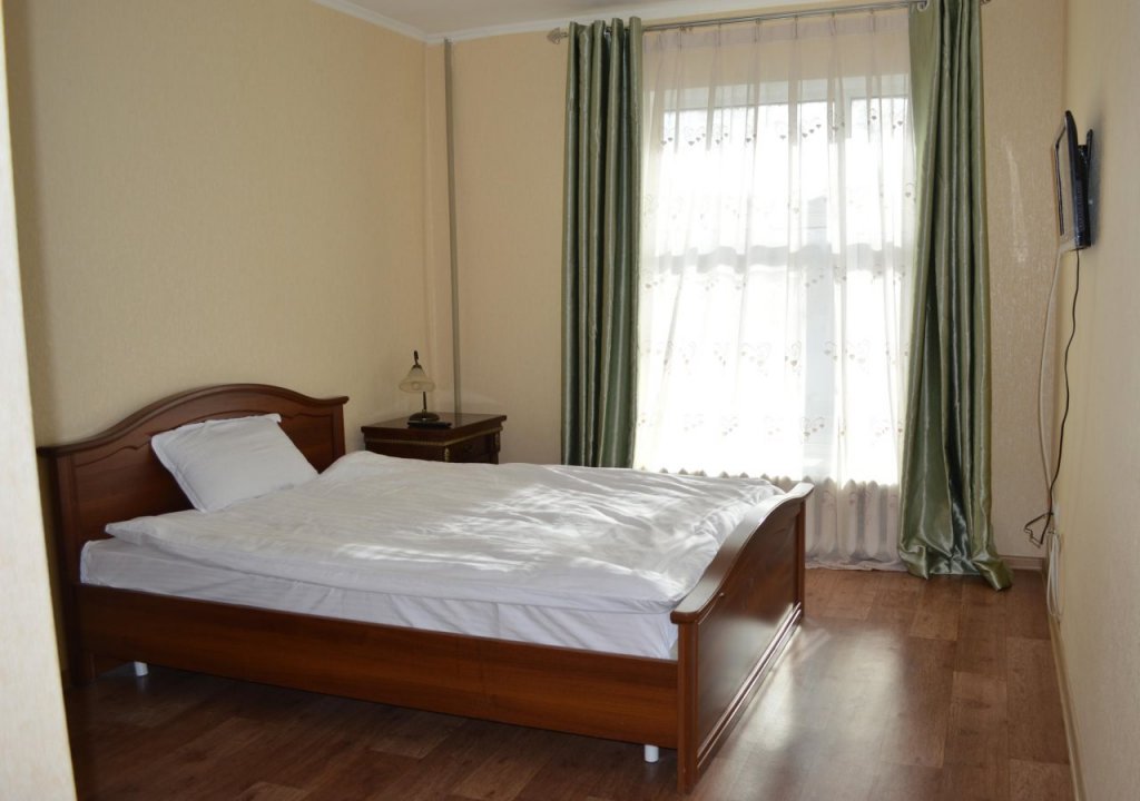 Астана: Ereimentau Hotel