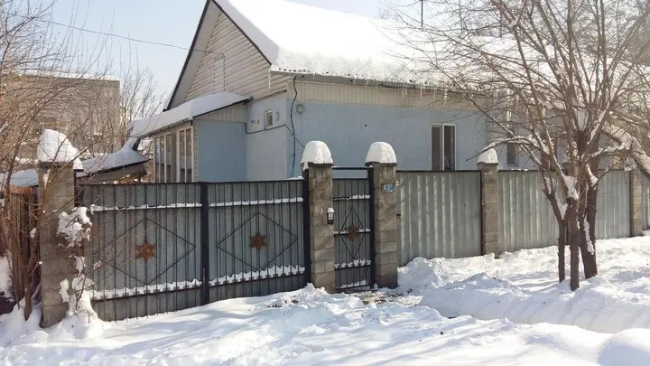 Алматы: Hostel on Abdulliny 48