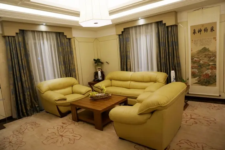 Алматы: Отель Soluxe Almaty
