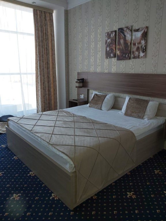 Костанай: Palazzo