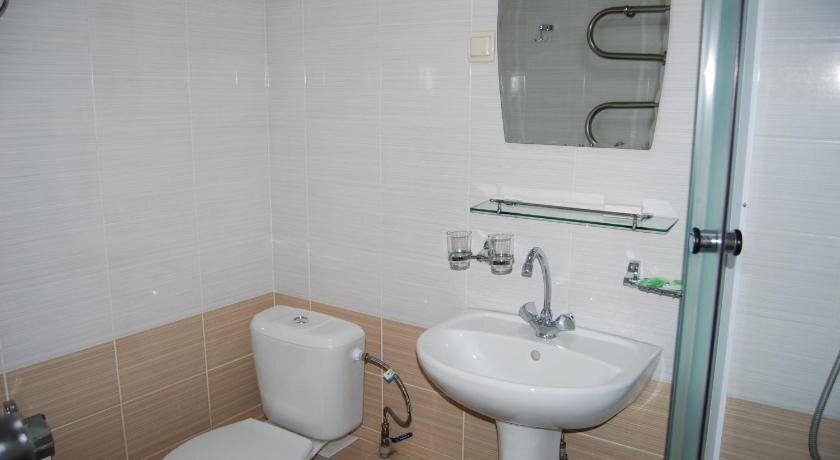 Алматы: Tan-Sholpan Hotel