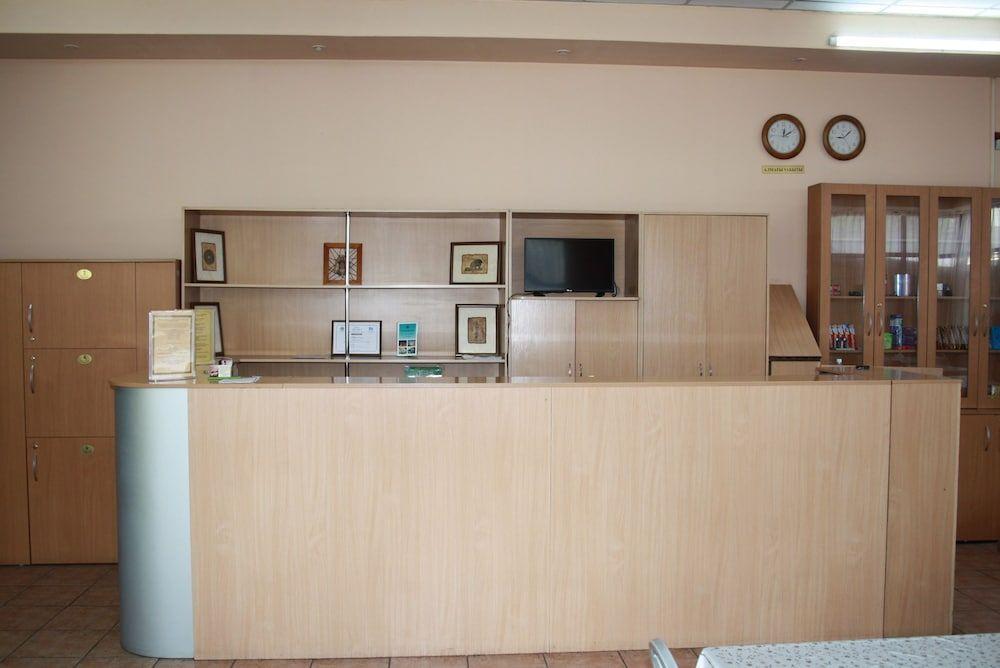 Алматы: Turkestan Hotel