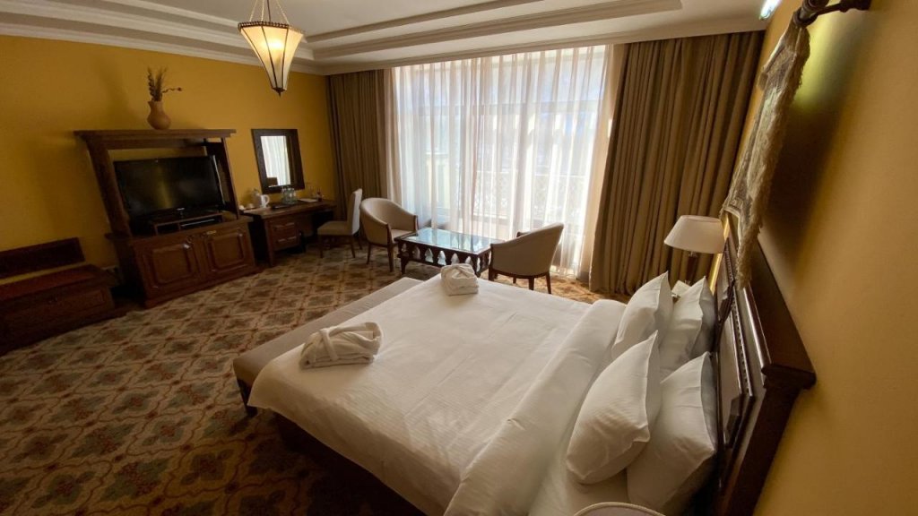 Алматы: Отель Samal Resort & Spa