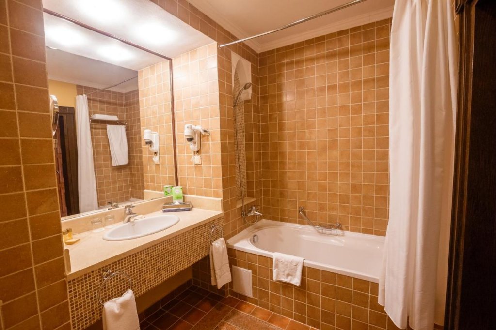 Алматы: Отель Samal Resort & Spa