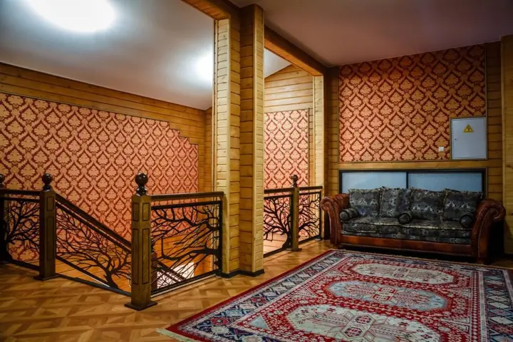 Тараз: Chalet (Шале)