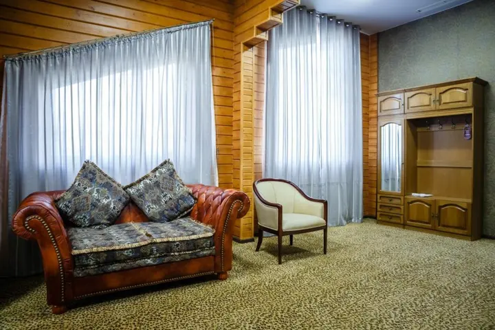 Тараз: Chalet (Шале)