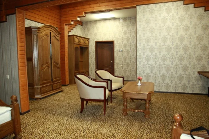 Тараз: Chalet (Шале)