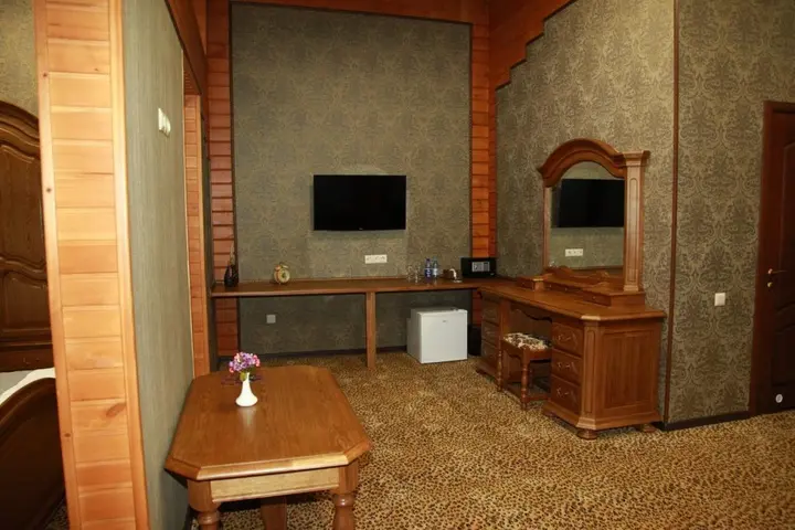 Тараз: Chalet (Шале)
