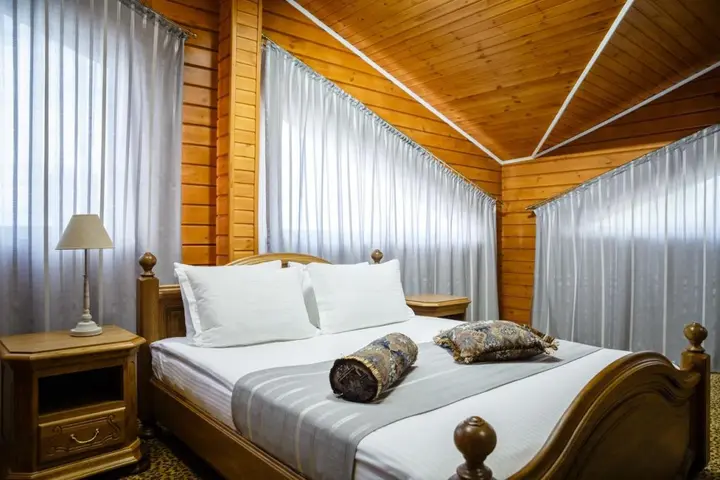Тараз: Chalet (Шале)