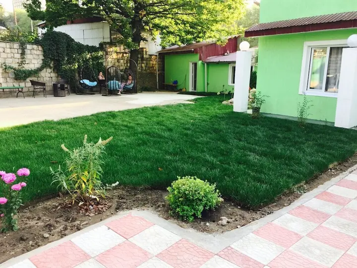 Алматы: Alma Cinema Hostel